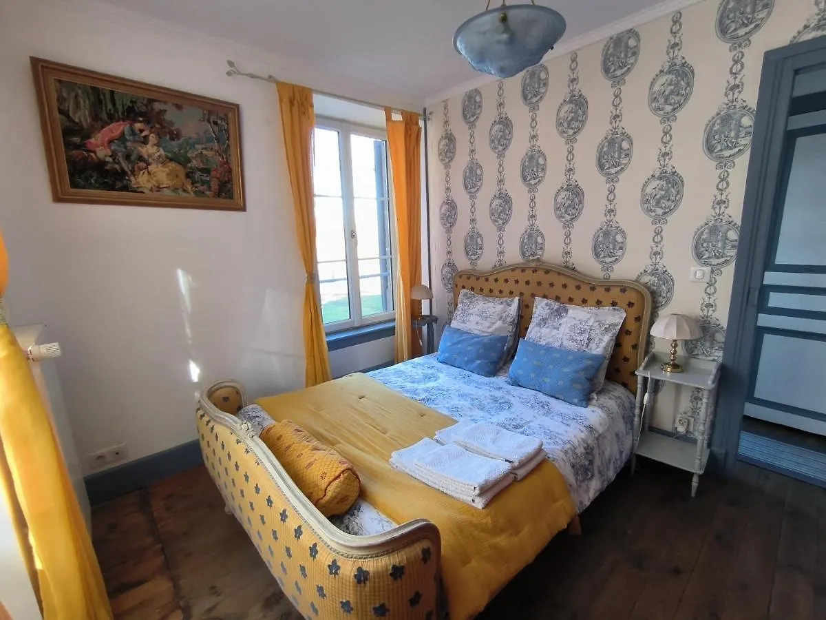 Gites Le Vieux Vinzelles Volvic Vakantiehuis